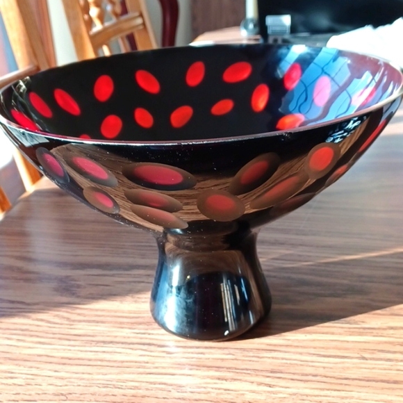 Red glass pedestal fruit bowl, approx 11" dia, 7" tall, etched ovals - Picture 1 of 7
